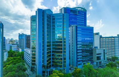 GARDEN AVENUE TOWER & PARKING ARCADE