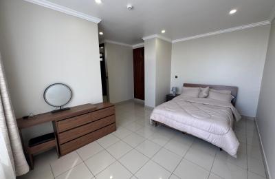 TAN-RE HOUSE