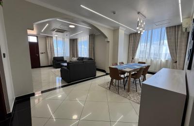 TAN-RE HOUSE